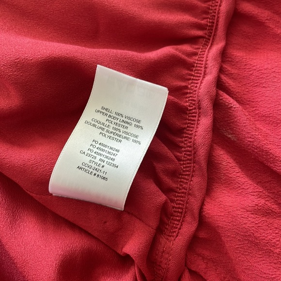 New with tags Aritzia Sunday Best New Cropped top - Picture 6 of 7